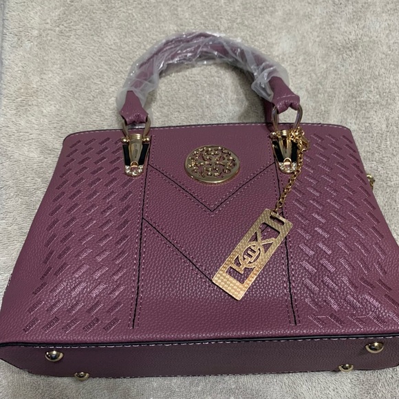 Boutique Handbags - Fashion Designer Purse Mauve with Gold NWOT